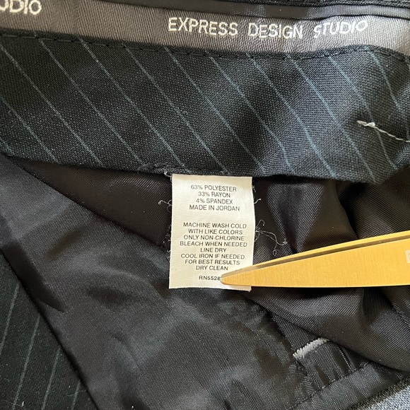 Express Editor Mid Rise Trouser Flare Pants - Heather Grey - Size 6 - Picture 15 of 16